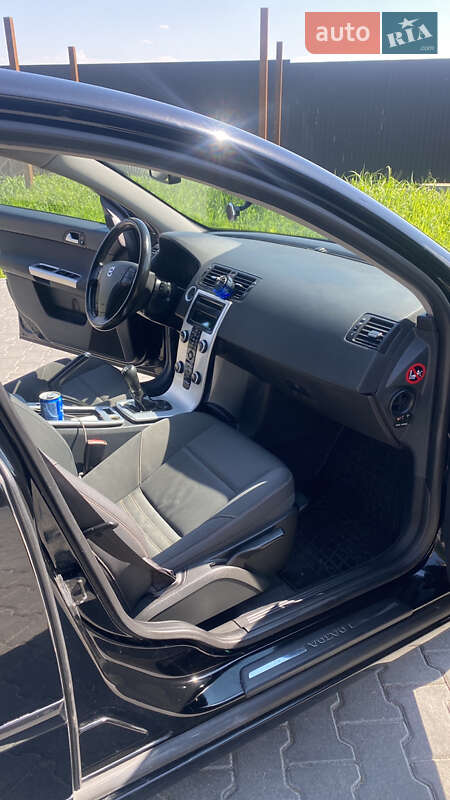 Универсал Volvo V50 2010 в Львове