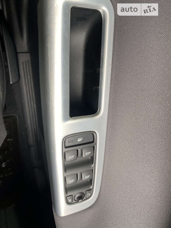 Універсал Volvo V50 2010 в Луцьку фото 16 Універсал Volvo V50 2010 в Луцьку