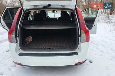 Универсал Volvo V50 2010 в 