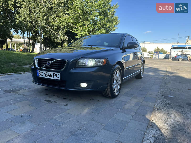 Volvo V50 2009