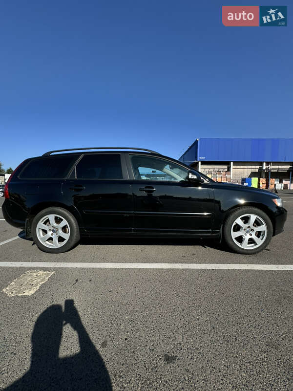 Универсал Volvo V50 2009 в Ратным