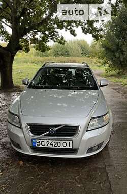 Універсал Volvo V50 2010 в Дублянах