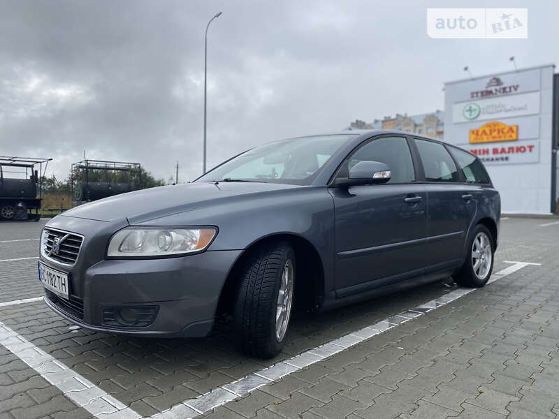 Універсал Volvo V50 2009 в Львові