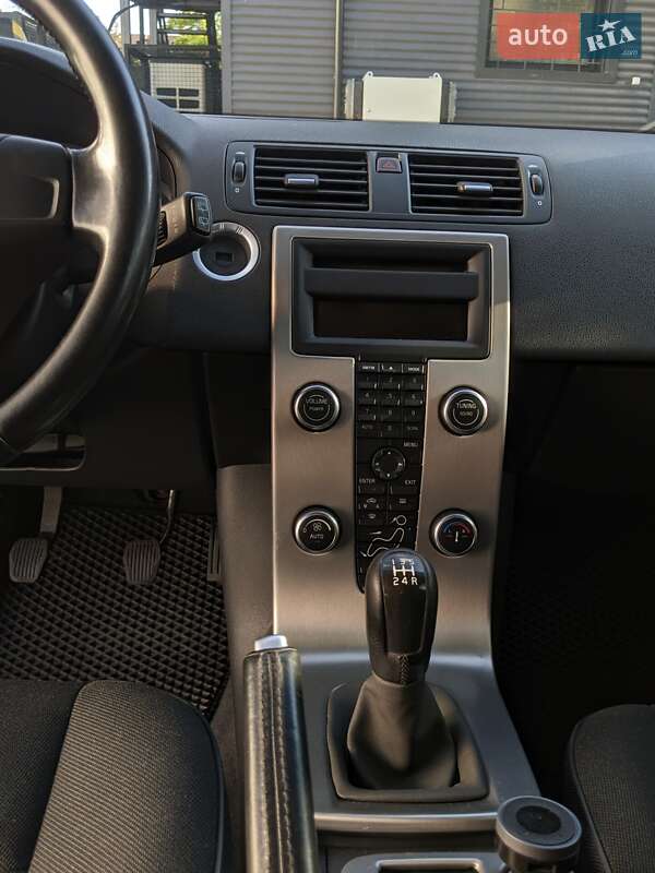 Універсал Volvo V50 2008 в Новояворівську