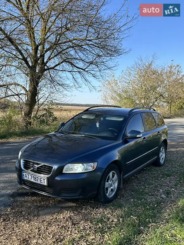 Volvo V50