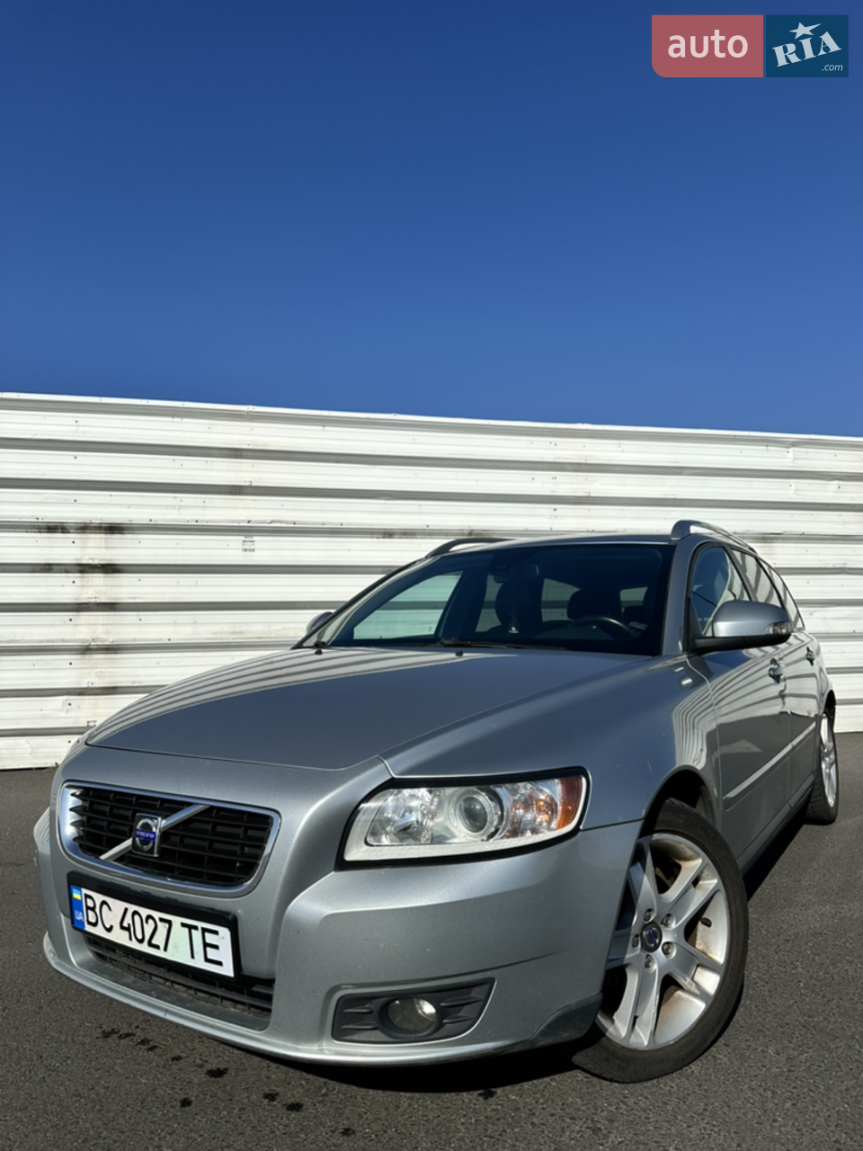 2010 Volvo V50 - мініатюра 9