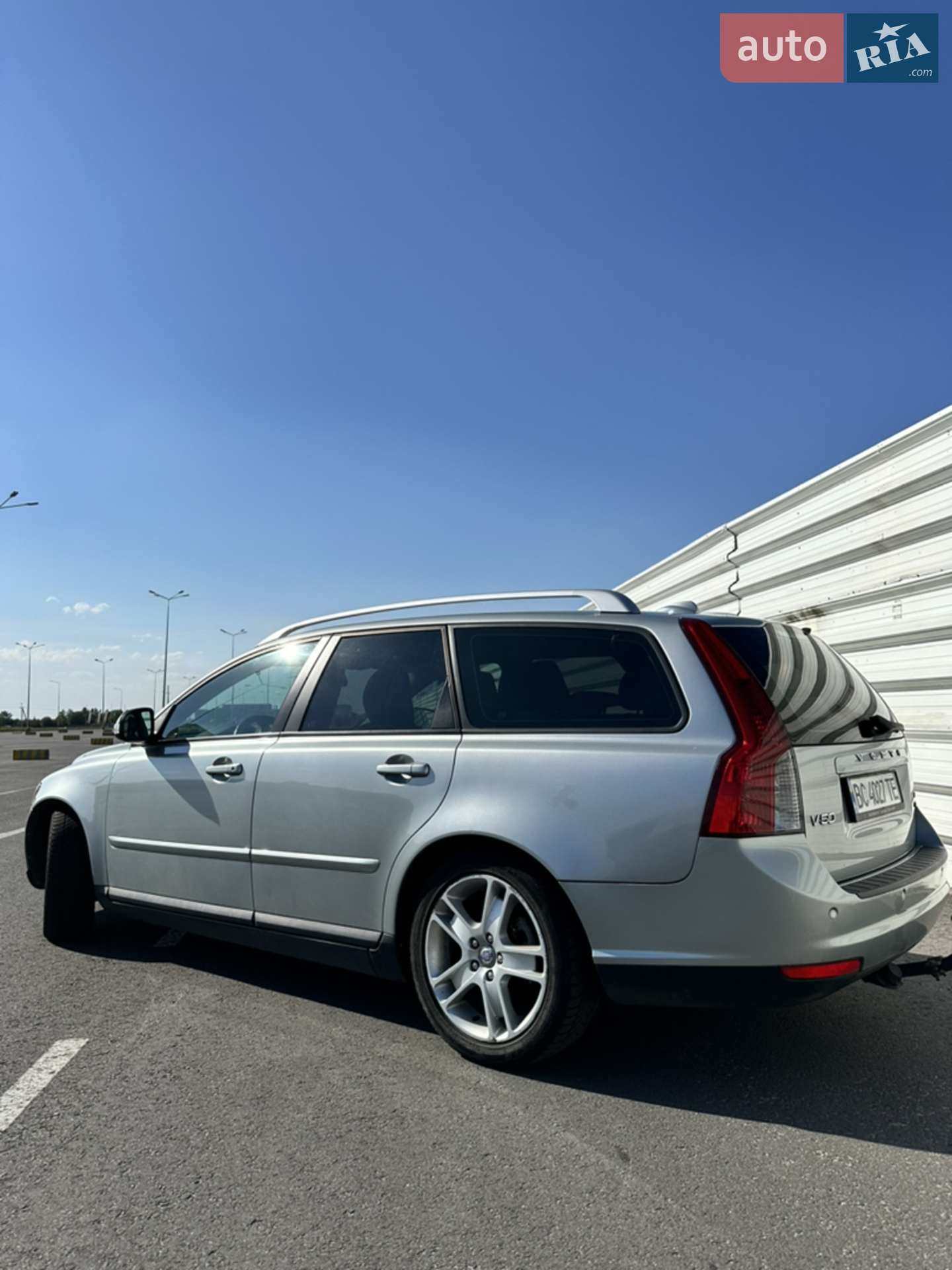 2010 Volvo V50 - мініатюра 8