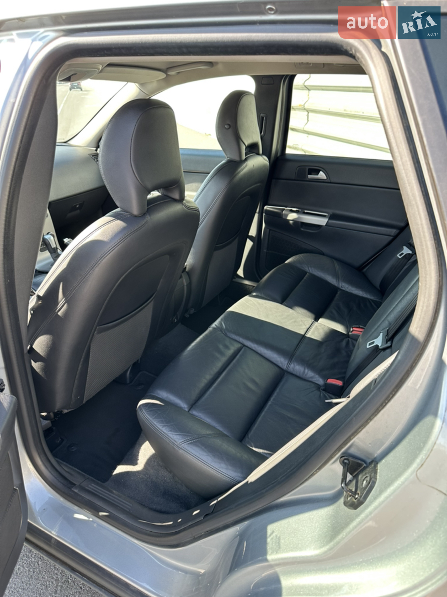 2010 Volvo V50 - мініатюра 12
