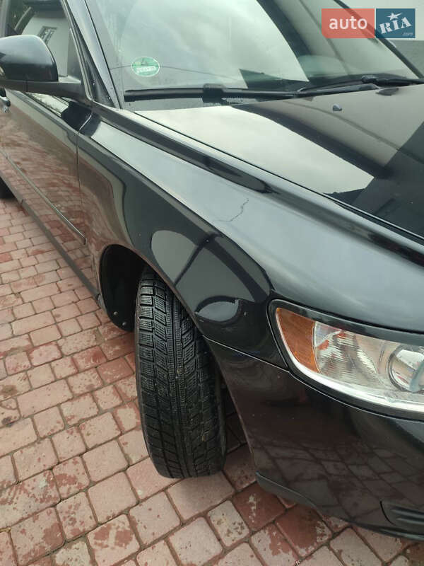 Универсал Volvo V50 2010 в Славском
