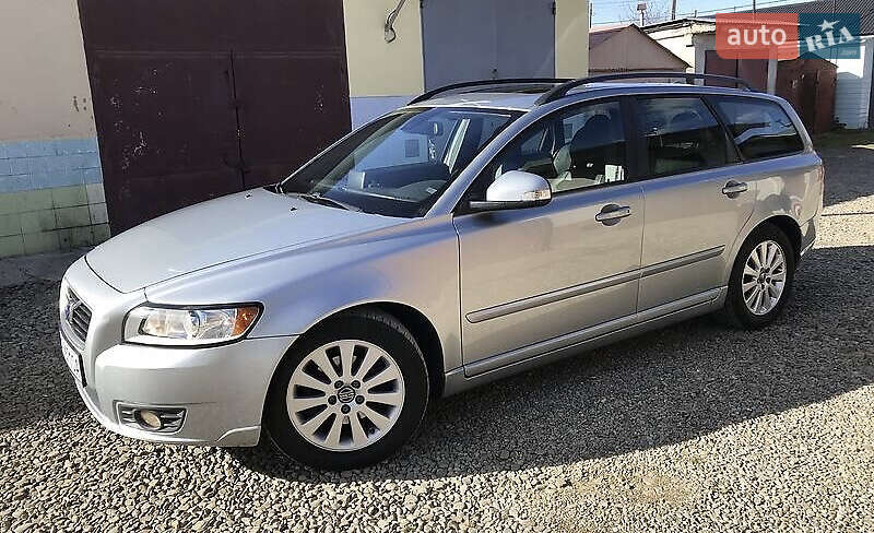 Volvo V50 2010