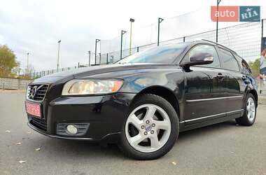 Универсал Volvo V50 2011 в Киеве