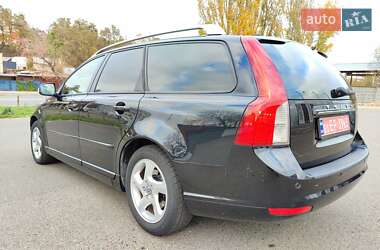 Универсал Volvo V50 2011 в Киеве