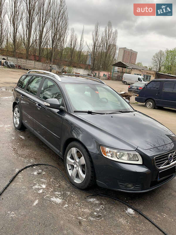 Універсал Volvo V50 2009 в Києві фото 3 Універсал Volvo V50 2009 в Києві