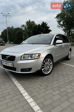 Універсал Volvo V50 2010 в Коломиї