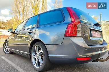 Универсал Volvo V50 2012 в Киеве