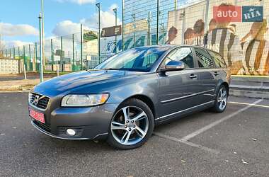 Универсал Volvo V50 2012 в Киеве