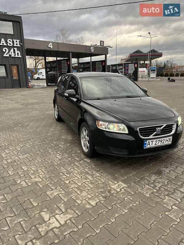 Універсал Volvo V50 2009 в Коломиї