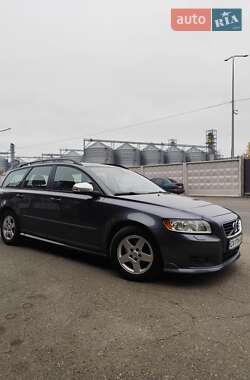 Универсал Volvo V50 2010 в Корсуне-Шевченковском