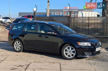 Универсал Volvo V50 2011 в Киеве