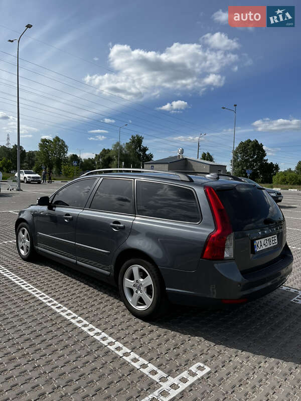 Универсал Volvo V50 2009 в Киеве