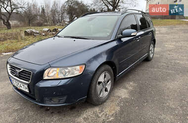 Универсал Volvo V50 2009 в Новояворовске