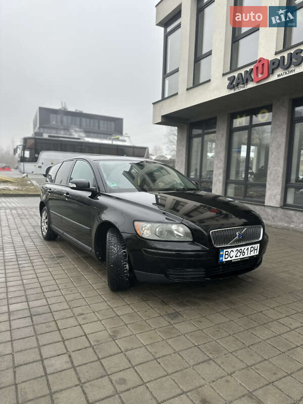 Volvo V50 2006
