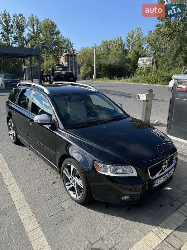 Volvo V50 2011