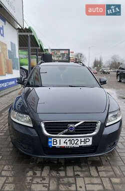 Універсал Volvo V50 2010 в Полтаві