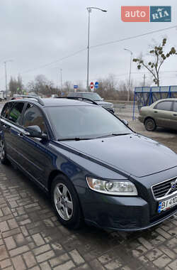 Універсал Volvo V50 2010 в Полтаві