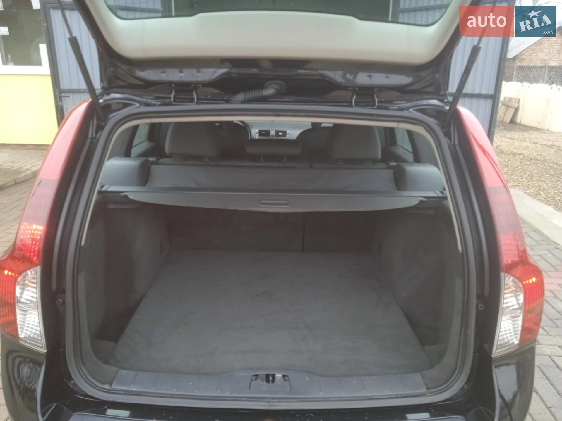 2010 Volvo V50 - мініатюра 12