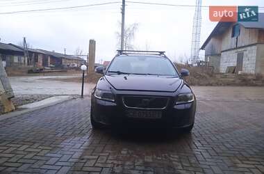 Универсал Volvo V50 2010 в Черновцах