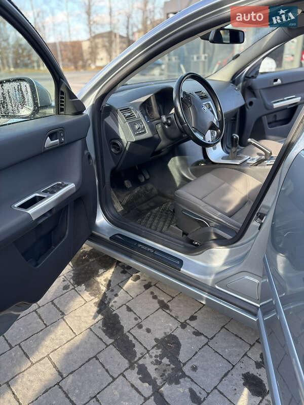 Универсал Volvo V50 2011 в Надворной