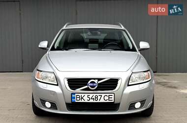 Універсал Volvo V50 2011 в Сарнах