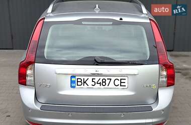 Универсал Volvo V50 2011 в Сарнах