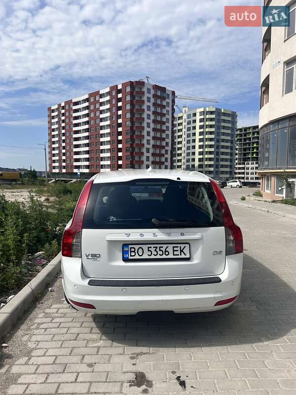 Універсал Volvo V50 2011 в Тернополі