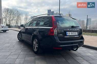 Универсал Volvo V50 2010 в Киеве