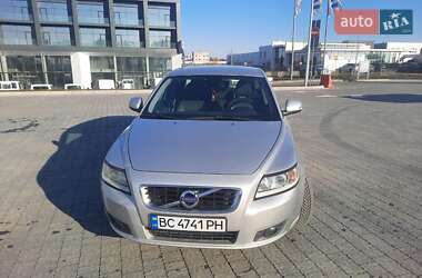 Универсал Volvo V50 2010 в Львове