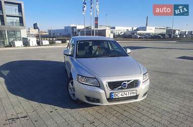 Універсал Volvo V50 2010 в Львові