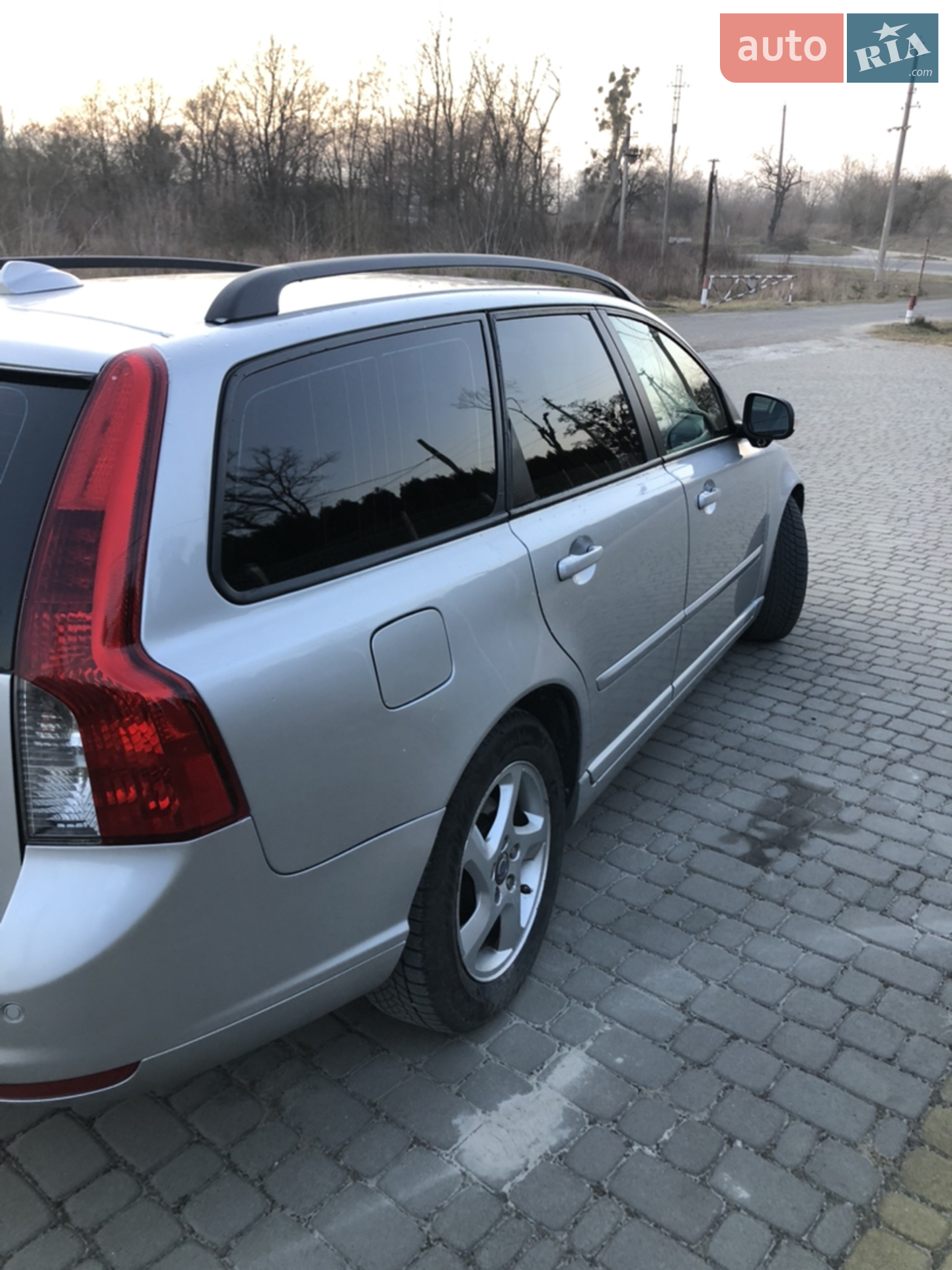2011 Volvo V50 - мініатюра 5