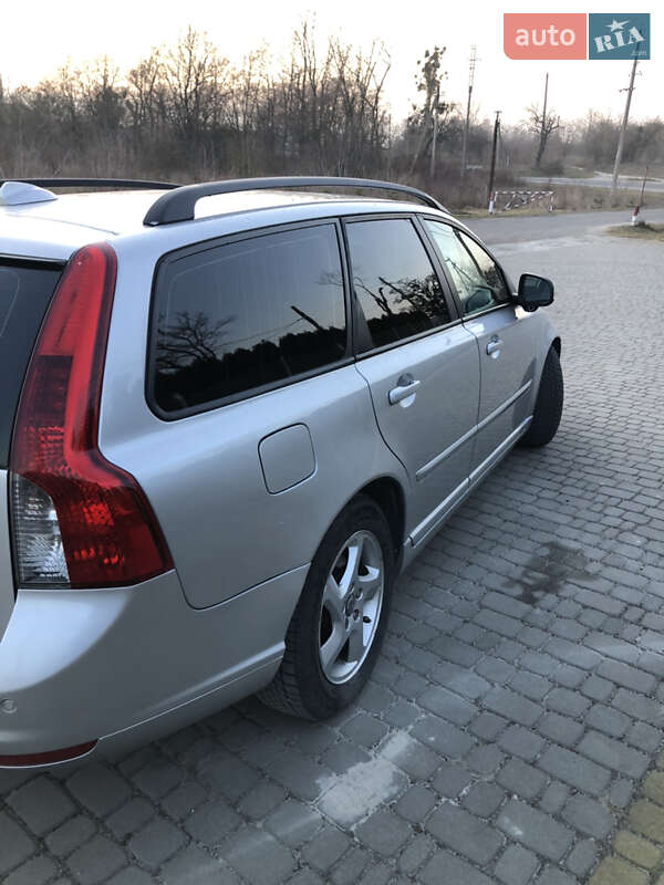 Универсал Volvo V50 2011 в Николаеве фото 5 Универсал Volvo V50 2011 в Николаеве