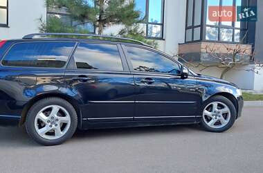 Универсал Volvo V50 2010 в 