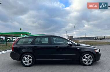 Універсал Volvo V50 2012 в Бродах