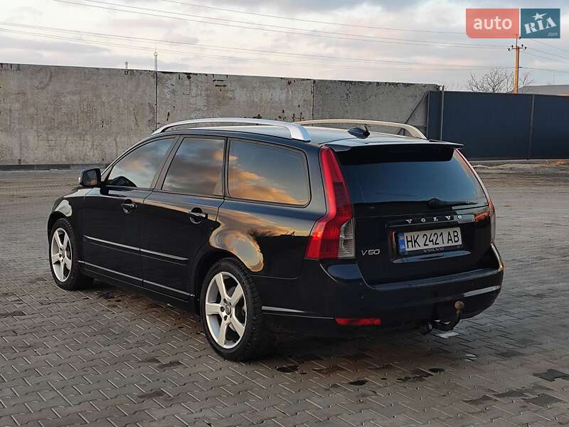 Універсал Volvo V50 2011 в Сарнах