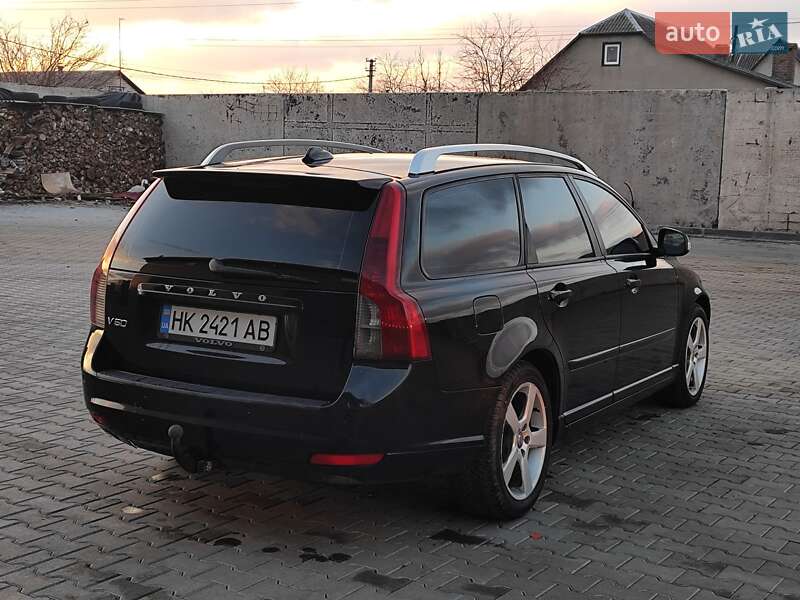 Універсал Volvo V50 2011 в Сарнах