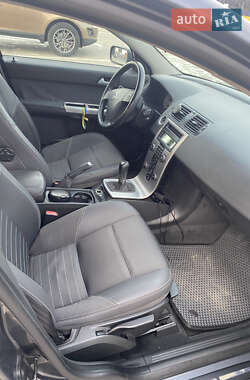 Универсал Volvo V50 2005 в 