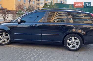 Универсал Volvo V50 2010 в 