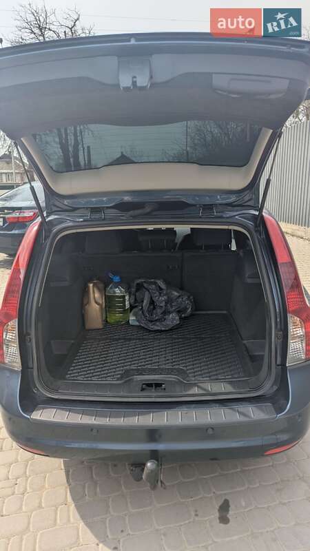 Універсал Volvo V50 2010 в Тульчині