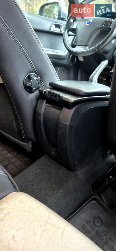 Універсал Volvo V50 2011 в Києві фото 13 Універсал Volvo V50 2011 в Києві
