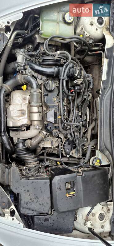 Універсал Volvo V50 2011 в Києві фото 23 Універсал Volvo V50 2011 в Києві