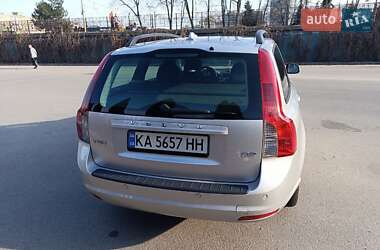 Универсал Volvo V50 2010 в 